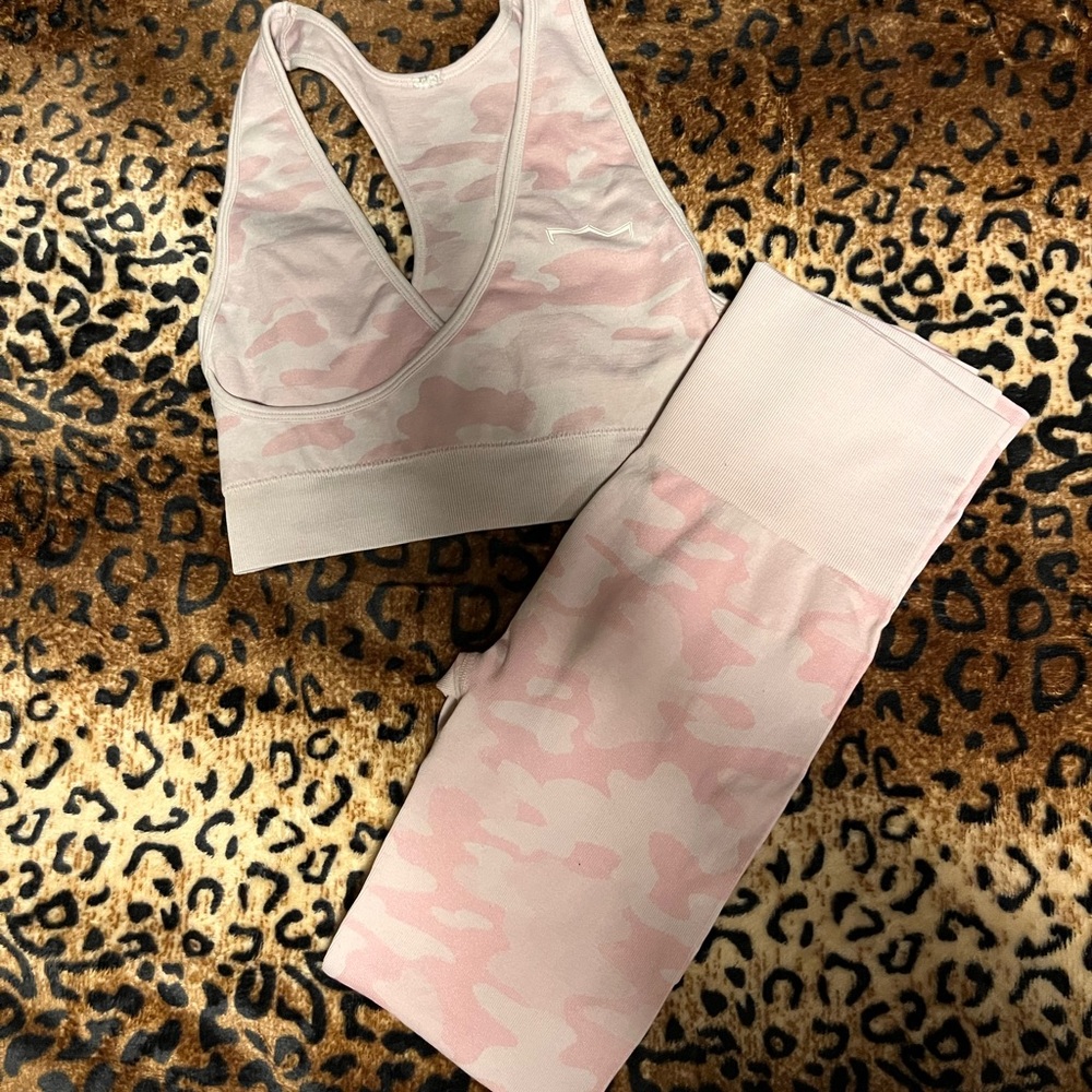 Supplement king brand pink camo work out set